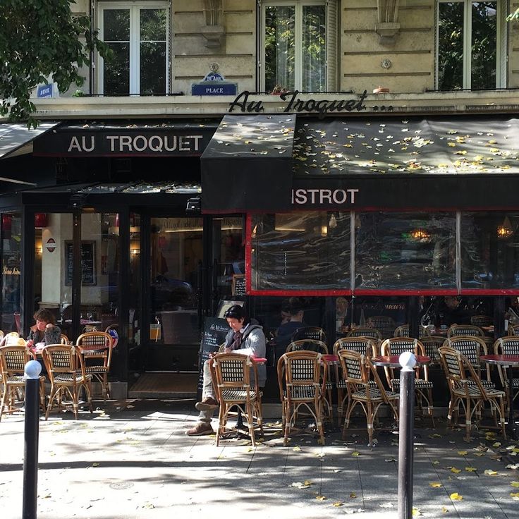 Au Troquet