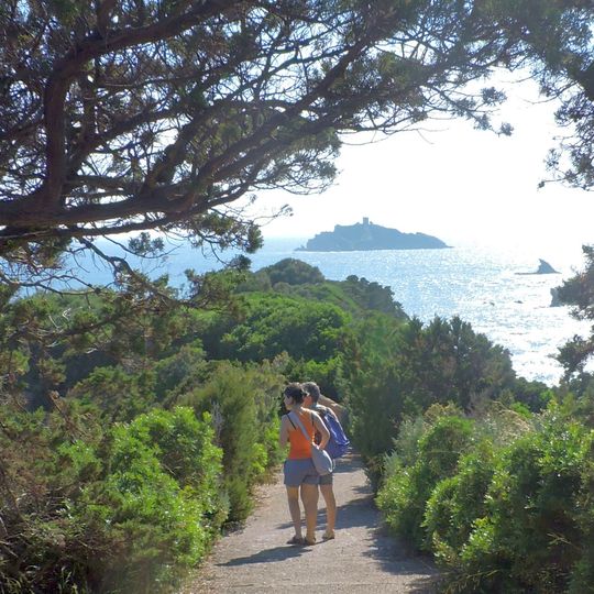 Punta Ala e isolotto dello Sparviero