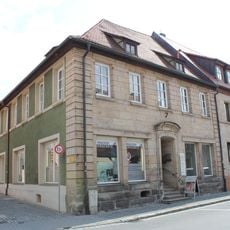 Friedrich-Ebert-Straße 18