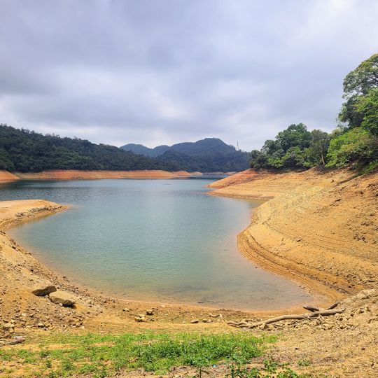 菠蘿壩 Pineapple Dam