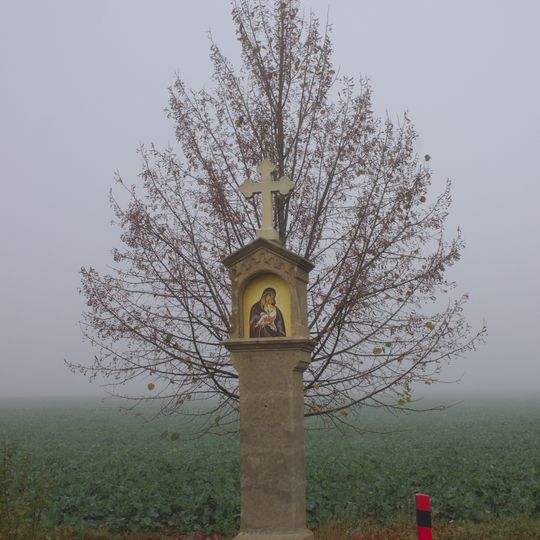 Boží muka na okraji Sázavy u silnice