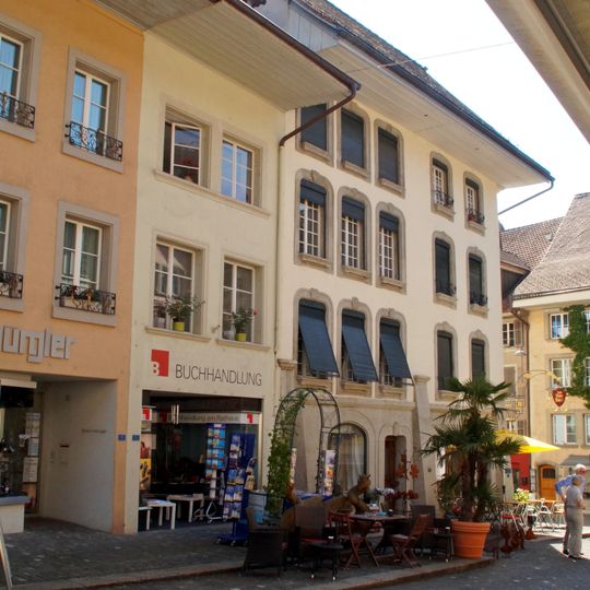 Residential building Rathausgasse 4