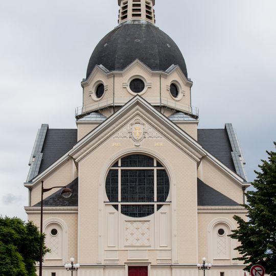 Église Sainte-Jeanne-d'Arc de Versailles
