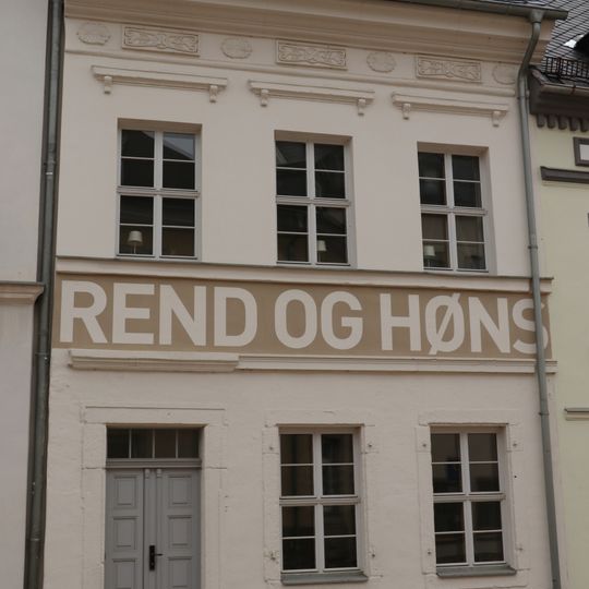 Wohnhaus in geschlossener Bebauung Neumarkt 16