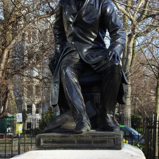 Statue of John Stuart Mill
