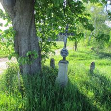 Kříž západně od Bělé u odbočky k samotě Na Hájovně