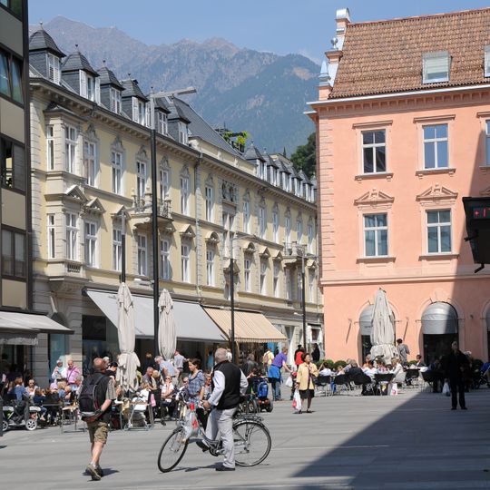 Sparkassestraße 19-29