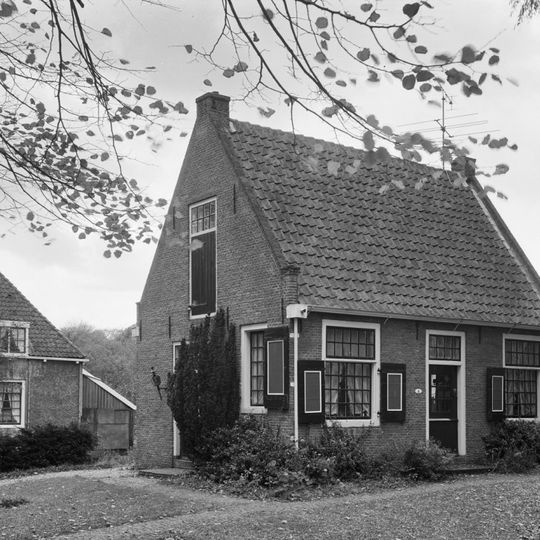 Korte Zijlweg 8, Overveen