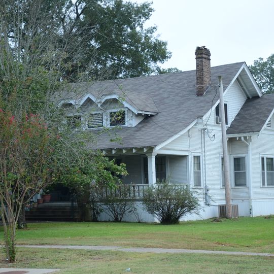 D.L. McRae House
