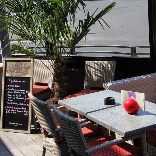 Le Riverside