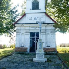 Kříž u kaple svatého Rocha v Novém Veselí