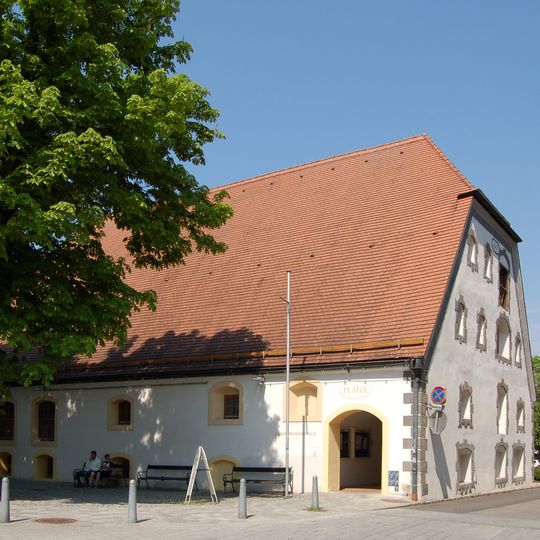 Landesmusikschule, Ehemaliger kurfürstlicher Magazinstadel