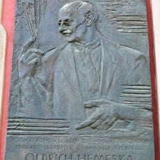 Vitézov dom, Vitézov dvor, tabuľa pamätná