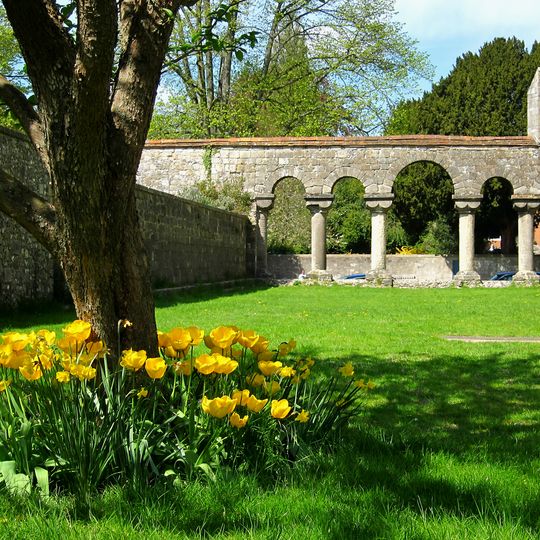 Winchester Cathedral Close