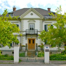 Wohnhaus, Büchsenmacher- oder Malikeusche