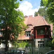 Wohnhaus & Einfriedung Am Dianaplatz 4 & 5