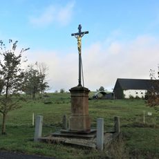 Kříž naproti domu 221 v Horním Podluží