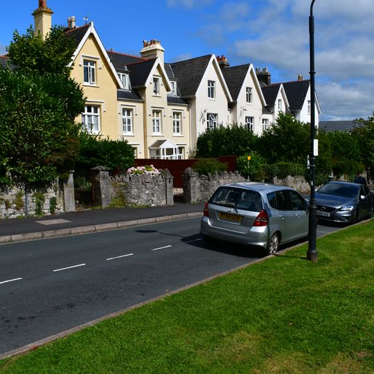 25-29, Courtenay Park Road