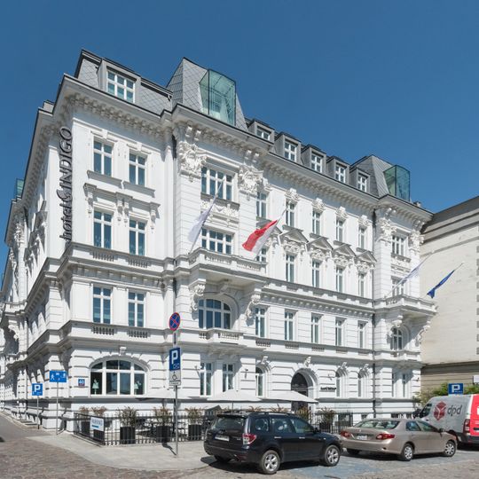 Branicki Residential House - Smolna 40