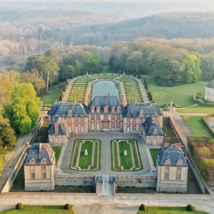 Château de Breteuil