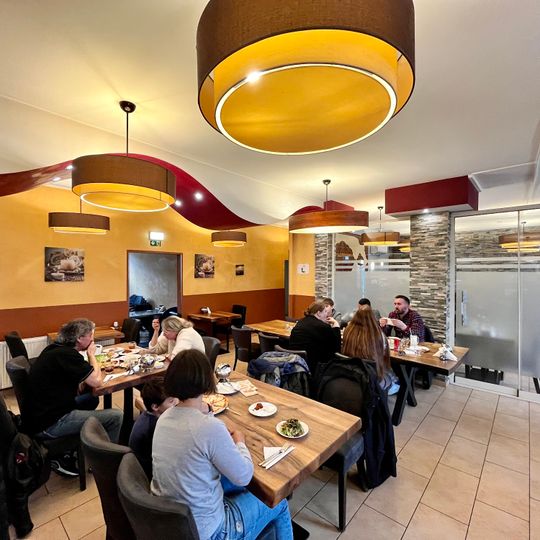 Öz Adana Kebap Salonu