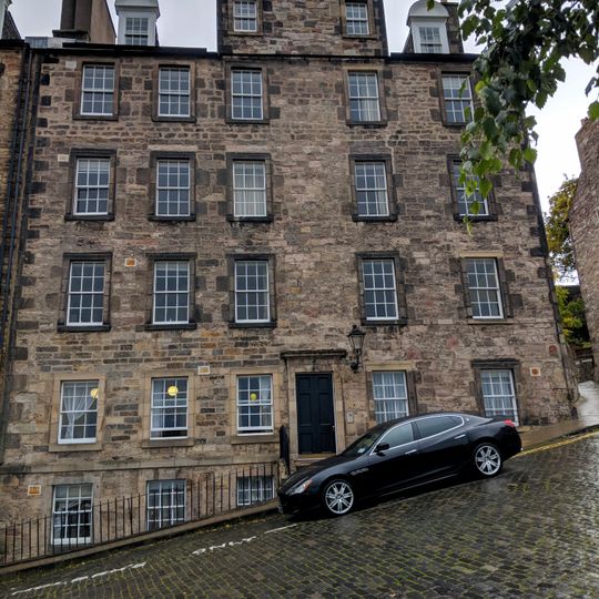 Edinburgh, Mound Place, Lister House