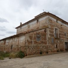 Casa-palacio en calle Obispo Molina 2, Camañas