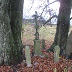 Kříž jižně od Bělé směrem na Polesí