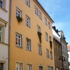 Wohnhaus in geschlossener Bebauung Mittelstraße 10