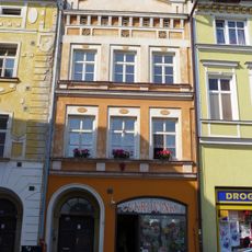 Mírové náměstí 108