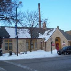 De Pere Public Library