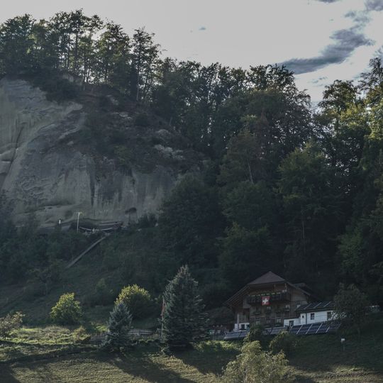 Fluehüsli rock dwellings