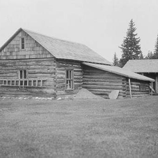 Belly River Ranger Station Historic District