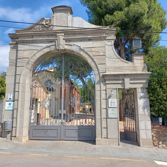 Portalada Granja les Dos Mercedes