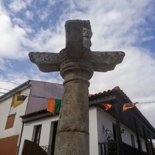Pelourinho de Lamas de Orelhão