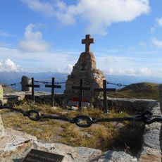 Hollbruck, Militärfriedhof Hochgränten