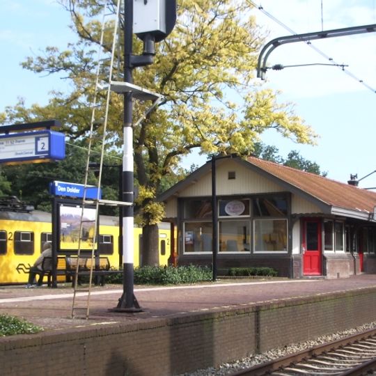 Den Dolder railway station