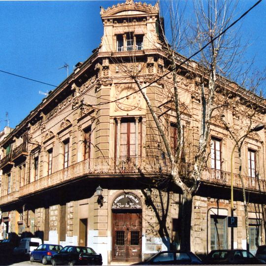 Ateneu Popular La Flor de Maig