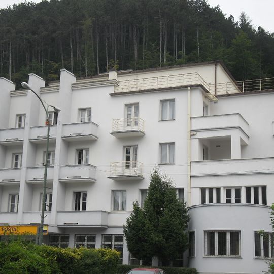 Hotel Luxor, telegr. a tel. úrad