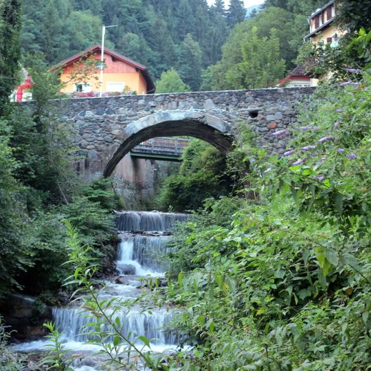 Steingewölbebrücke