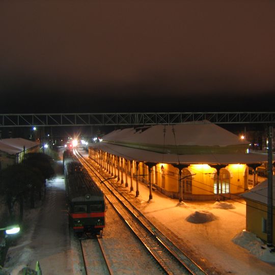 Здание железнодорожного вокзала