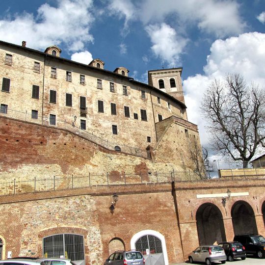 Castello di Moncucco