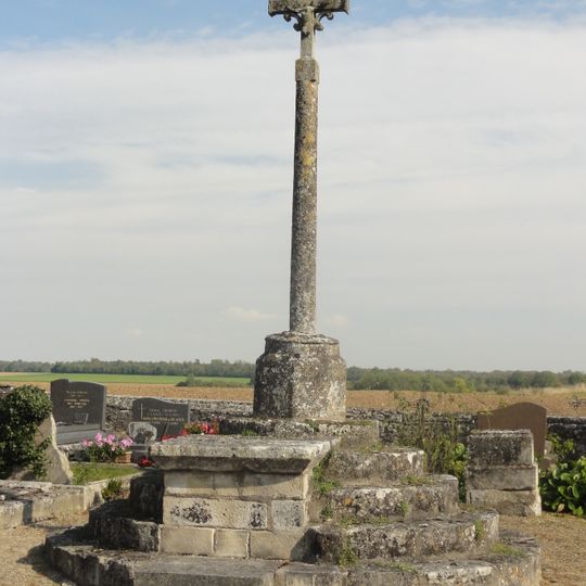 Croix du cimetière de Rocquemont