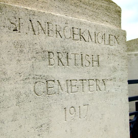 Spanbroekmolen British Cemetery