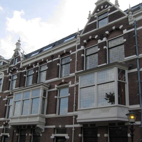 Pand bij nr. 74 getrokken