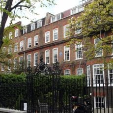 12–21 Clapham Common North Side