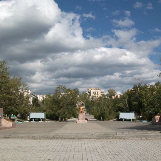 Мемориал рабочим и служащим локомотивного вагоноремонтного завода, погибшим в годы Великой Отечественной войны