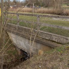 Bachdurchlass und Überlauf bei km 47