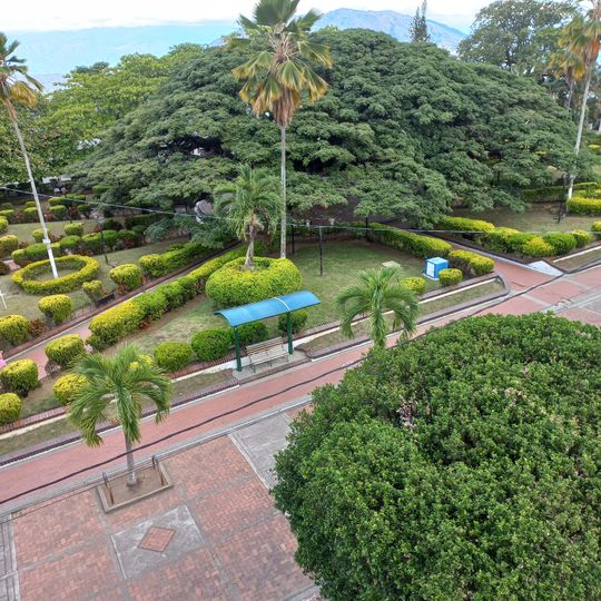 Íquira, Huila Main Park