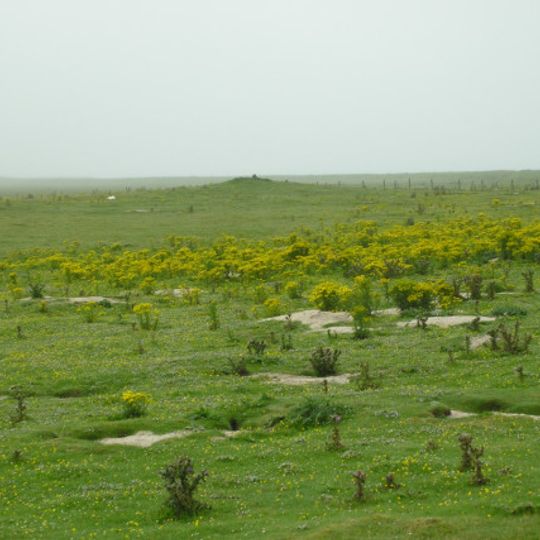 Tofts Ness, cairns, enclosures and field systems, Sanday